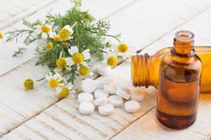 Homeopatija buteliukai vaistai.jpg