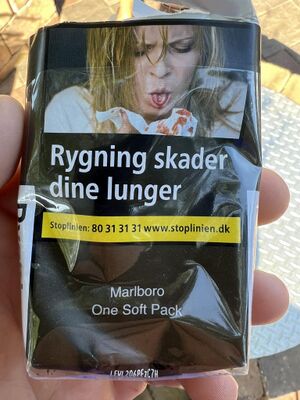 Marlboro cigaretes naujas pakelis danija 2023.jpg