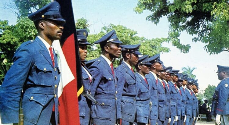 Vaizdas:Tonton Macoute haitis-tonton-makutai.jpg