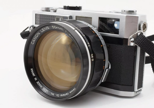 Canon dream lens 50mm objektyvas fotoaparatas.webp