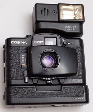 Cosina cx-2 fotoaparatas.jpg