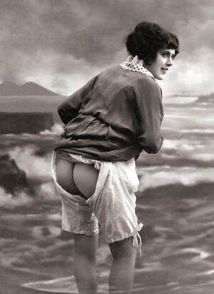 Erotika pornografija italija neapolis vezuvijus 1923.jpeg