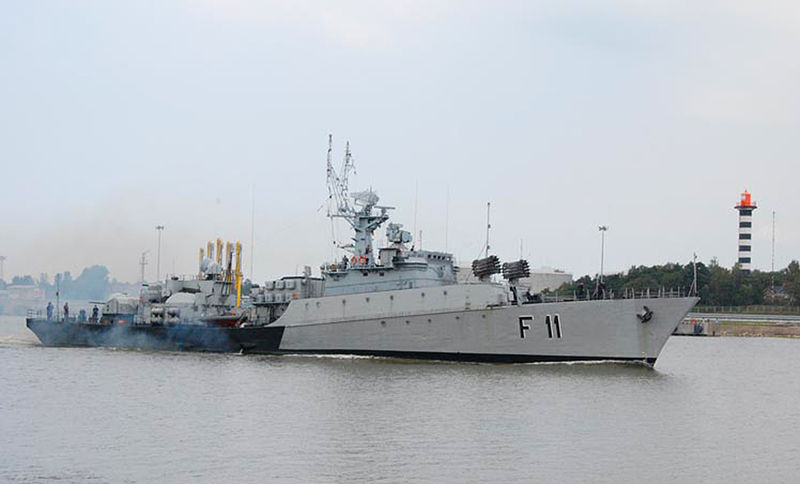 Vaizdas:F11-zemaitis lietuvos karo laivas korvete grisa fregata.jpg