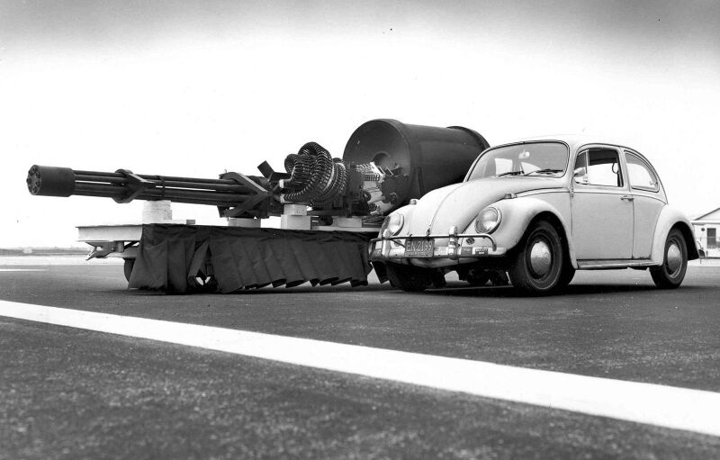 Vaizdas:GAU-8A-Avenger-A-10-Thunderbolt-Volksvwagen.jpg