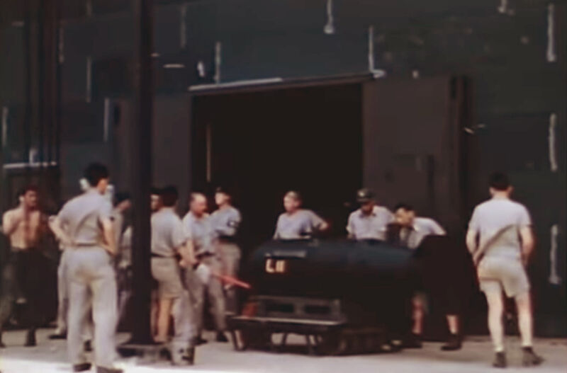 Vaizdas:Hirosima atomine bomba little man mazylis.jpg