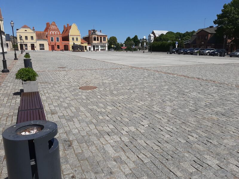 Vaizdas:Kedainiai centrine aikste trinkelizacija.jpg