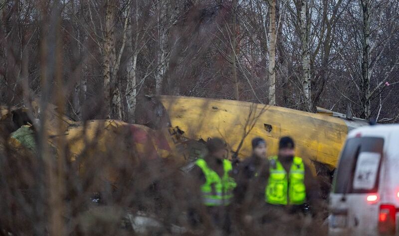 Vaizdas:Lektuvo nuolauzos.jpg