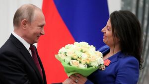 Margarita simonyan vladimiras putinas 2021.jpg