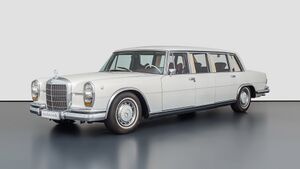 Mb w100 mercedes benz 600 pullman.jpg