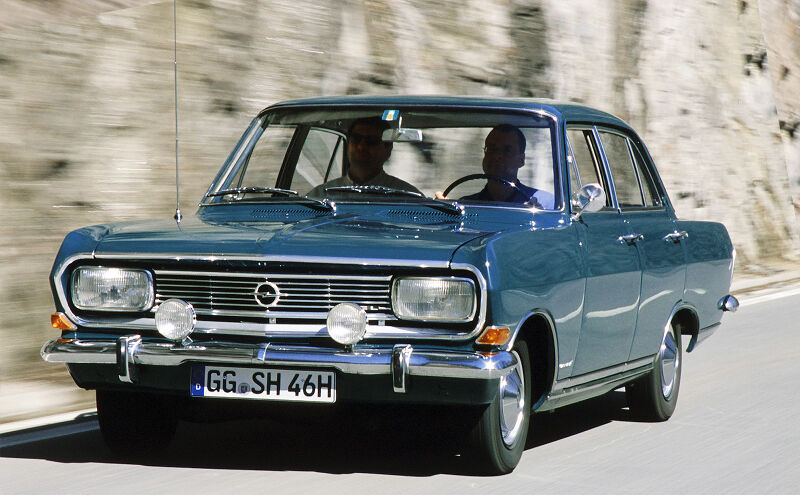 Vaizdas:Opel rekord b 1965.jpg