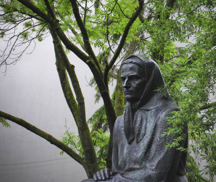 Vaizdas:Paminklas zemaite.jpg