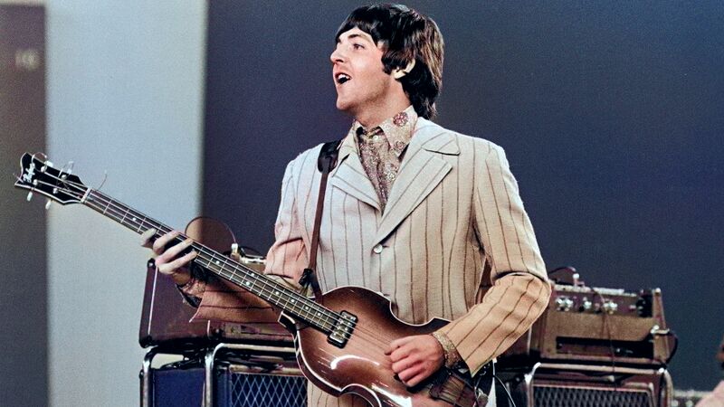 Vaizdas:Paul mccartney the beatles hofner gitara.jpg