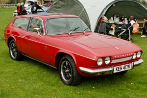 Reliant Scimitar GTE 1975.jpg