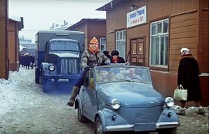 Smz-s3a-suriko nuotykiai invalidke masina.jpg