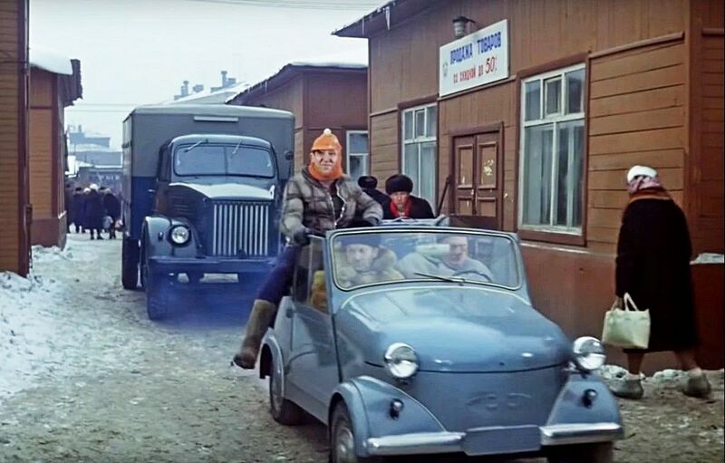 Vaizdas:Smz-s3a-suriko nuotykiai invalidke masina.jpg