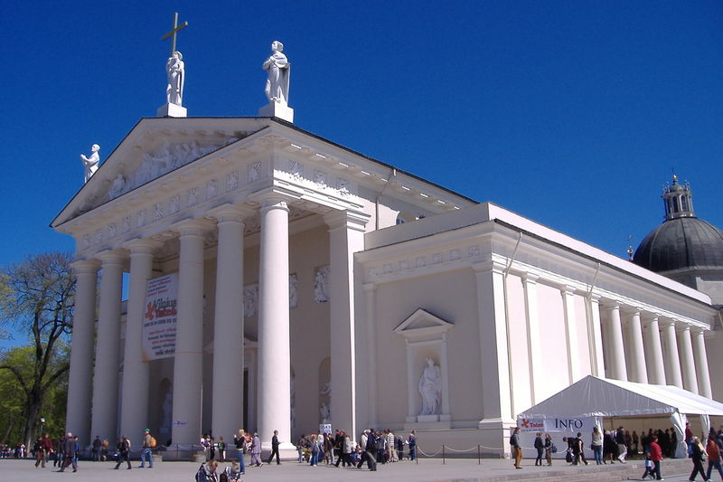 Vaizdas:Taize katedra.JPG