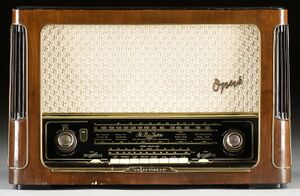 Telefunken opus senovinis radijo imtuvas.jpg