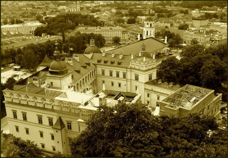 Vaizdas:Valdovu rumai vilnius.jpg