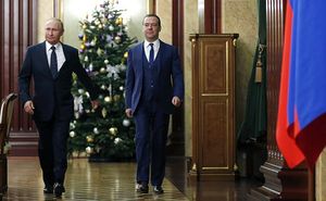 Vladimiras putinas dmitrijus medvedevas.jpg