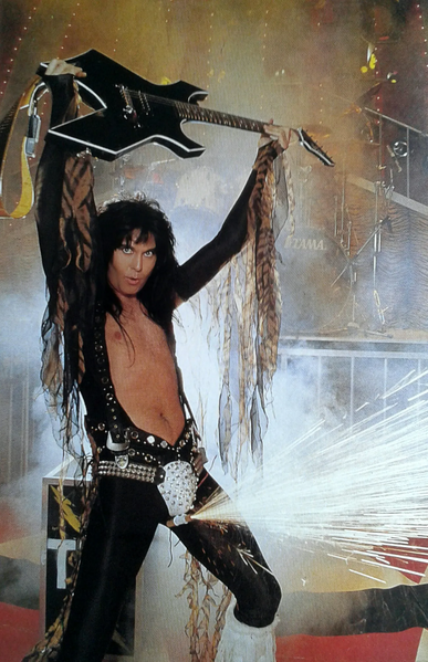 Vaizdas:WASP blackie lawless warlock gitara.webp