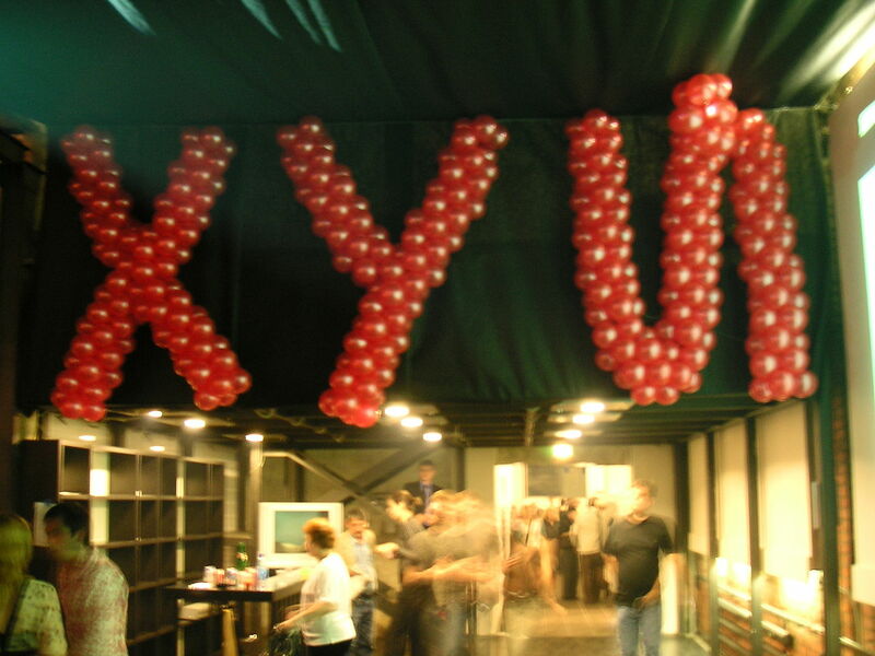 Vaizdas:Xuj is balionu.jpg